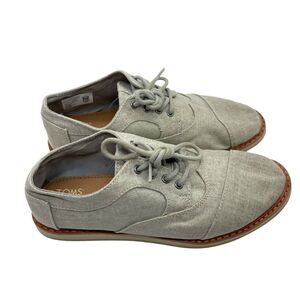 Toms Sneaker Shoes Women's Tan Canvas Lace Up Low Top Comfort  size 4